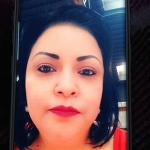 Meet your Posher, Perla